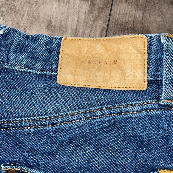 & Denim shorts - Picture 6 of 6